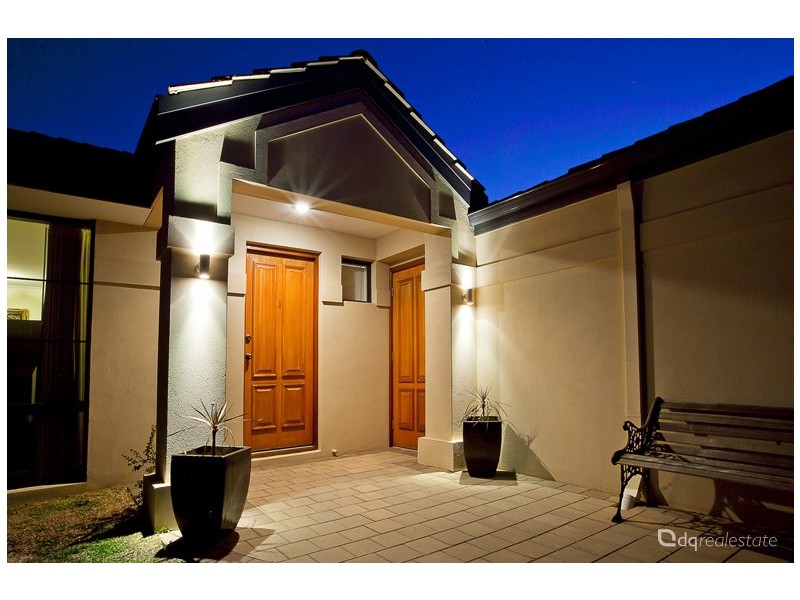 154 Hellfire Drive, Darch WA 6065