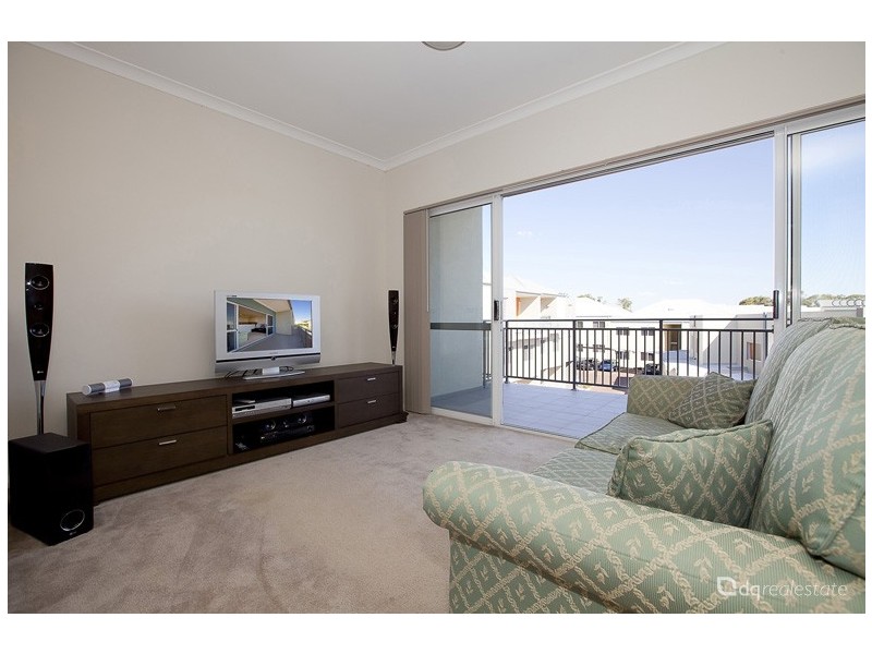 30/10 Pavonia Link, Clarkson WA 6030