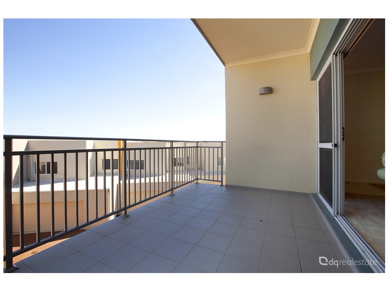 30/10 Pavonia Link, Clarkson WA 6030