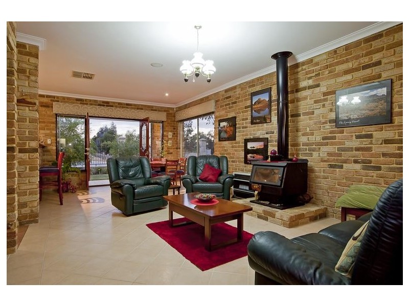 50 Hellfire Drive, Darch WA 6065