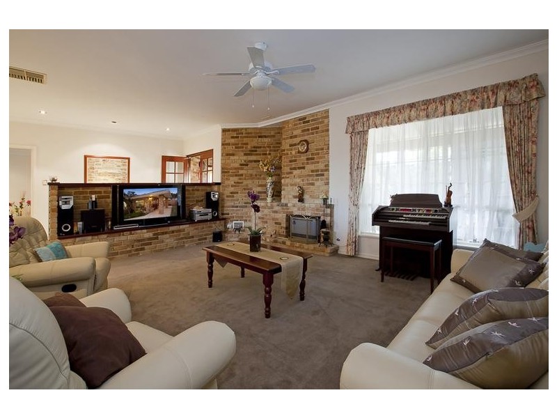 50 Hellfire Drive, Darch WA 6065