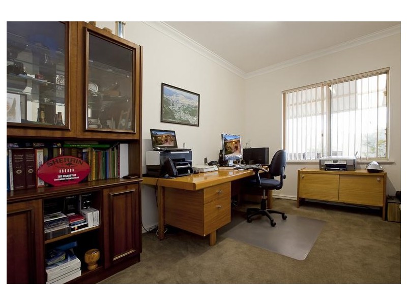 50 Hellfire Drive, Darch WA 6065