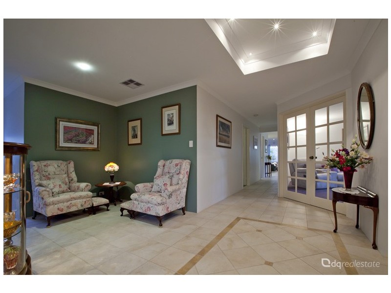 124 St Stephens Crescent, Tapping WA 6065