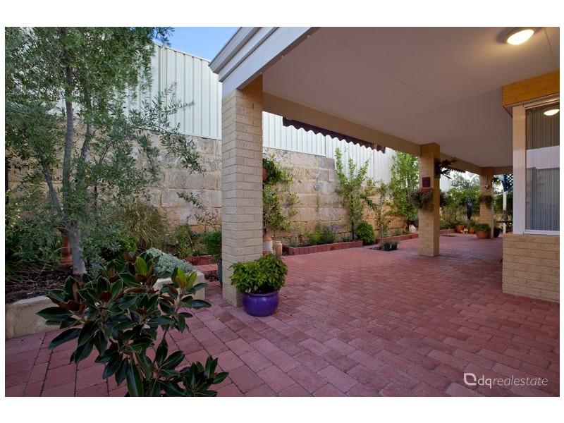 124 St Stephens Crescent, Tapping WA 6065