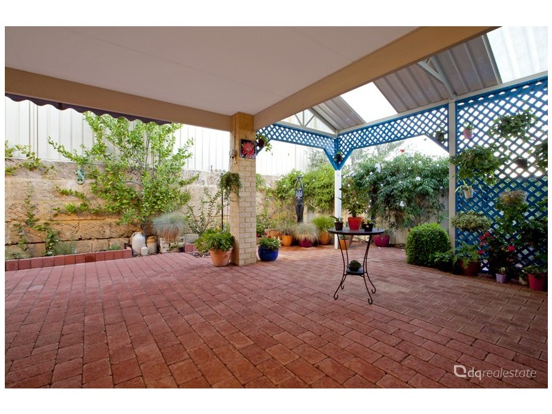 124 St Stephens Crescent, Tapping WA 6065