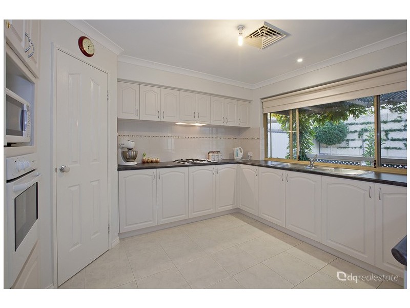 10 Monaro Way, Hocking WA 6065