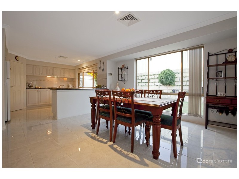 10 Monaro Way, Hocking WA 6065