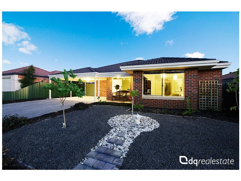 152 Hellfire Drive, Darch WA 6065