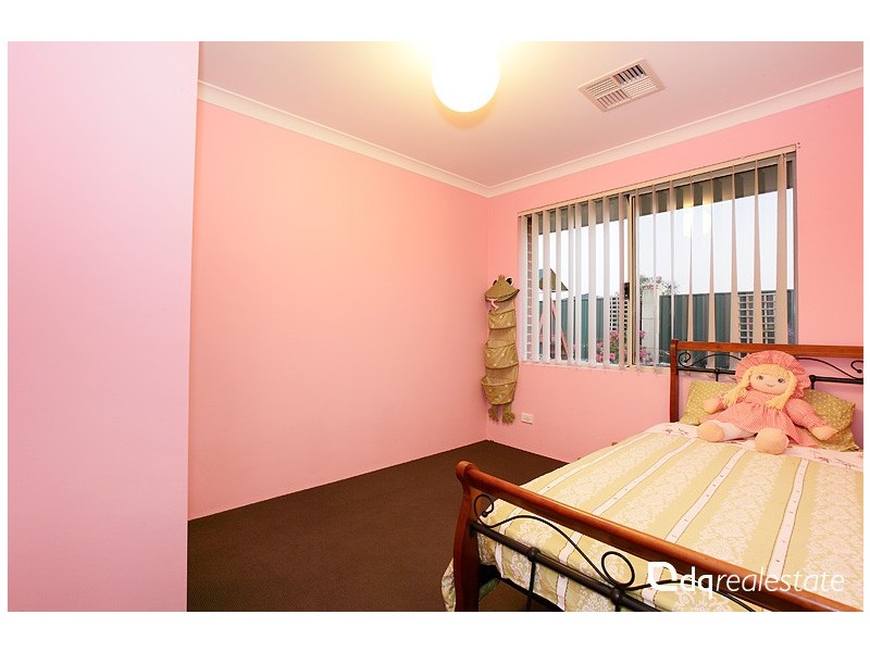 152 Hellfire Drive, Darch WA 6065