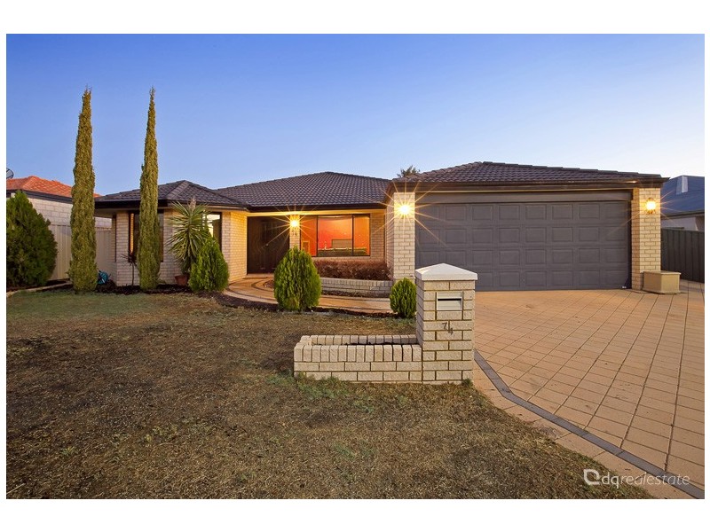 74 East Road, Pearsall WA 6065