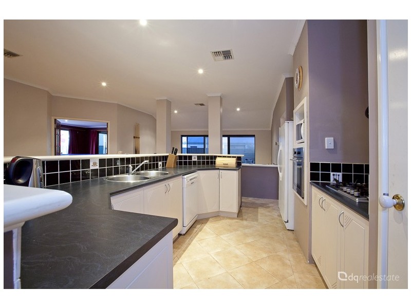 74 East Road, Pearsall WA 6065