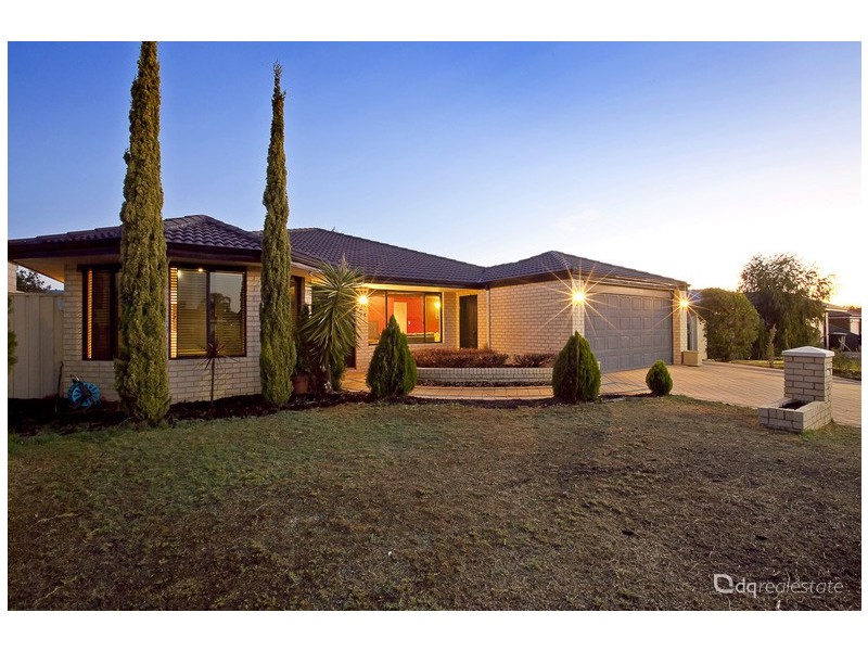 74 East Road, Pearsall WA 6065