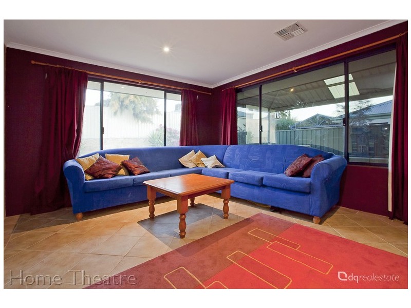 74 East Road, Pearsall WA 6065