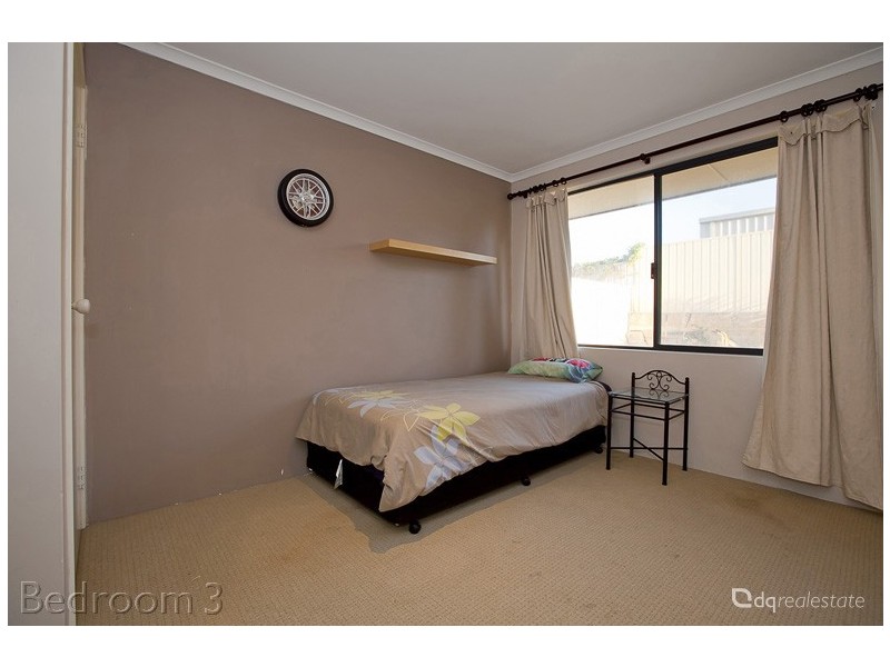 74 East Road, Pearsall WA 6065