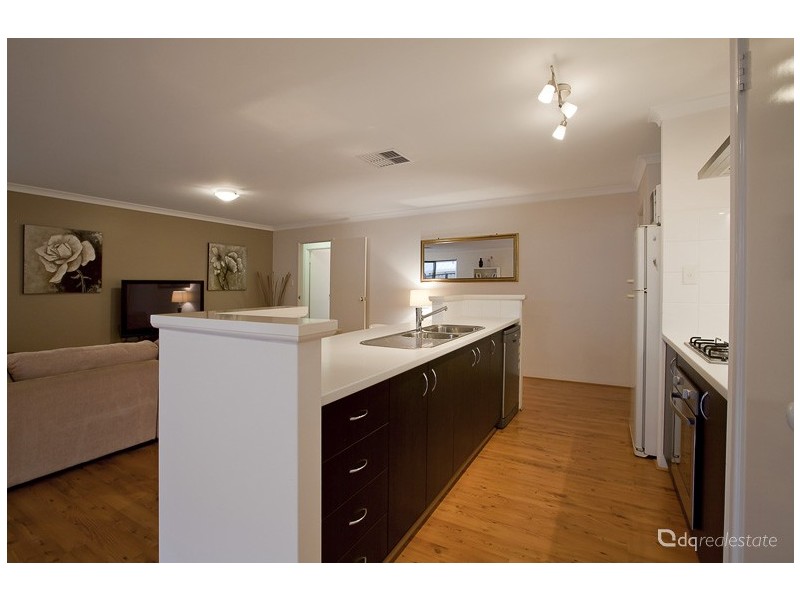 8 Bittern Street, Tapping WA 6065