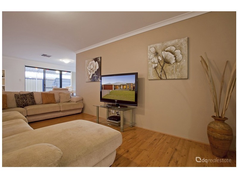 8 Bittern Street, Tapping WA 6065