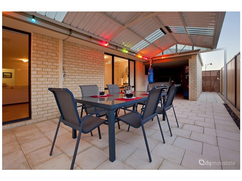 8 Bittern Street, Tapping WA 6065