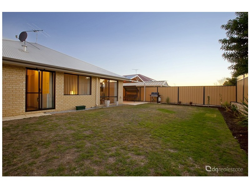 8 Bittern Street, Tapping WA 6065
