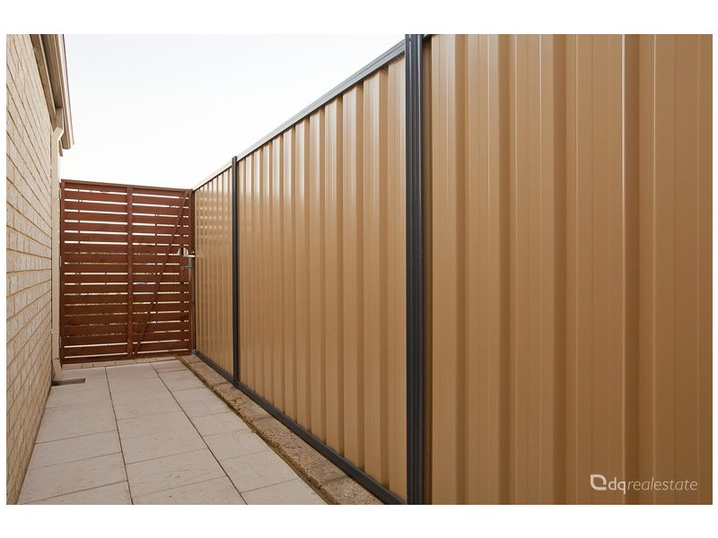 8 Bittern Street, Tapping WA 6065