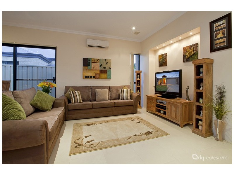 19B Bonvin Gardens, Tapping WA 6065