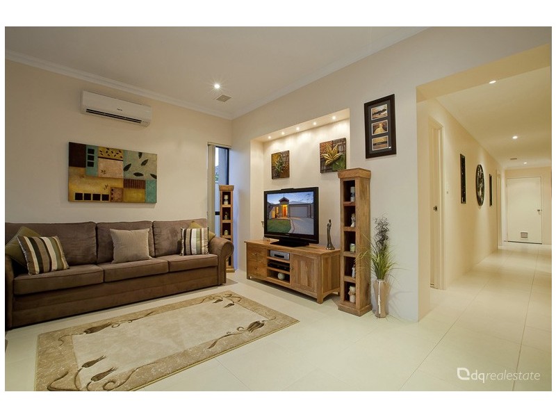 19B Bonvin Gardens, Tapping WA 6065