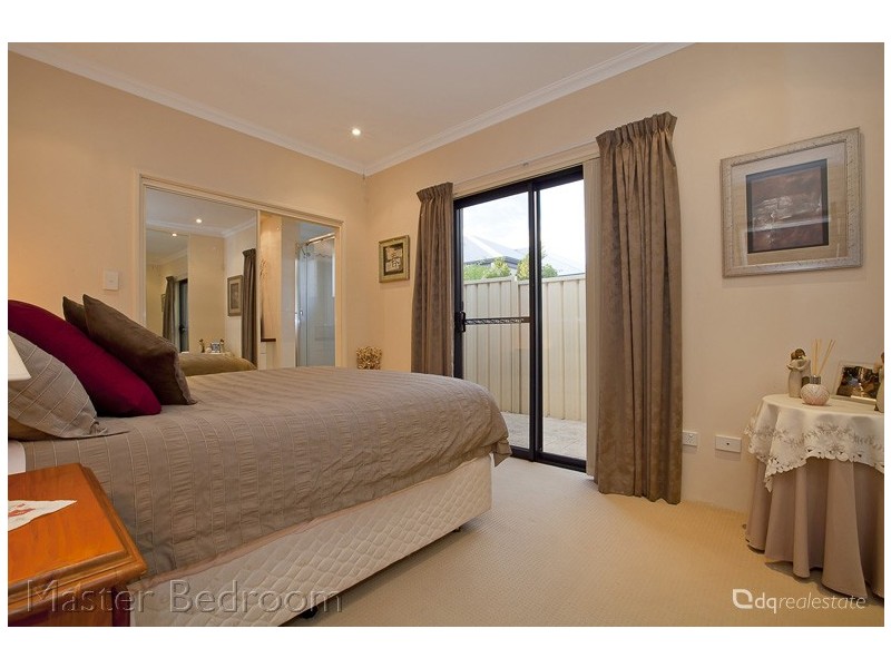 19B Bonvin Gardens, Tapping WA 6065