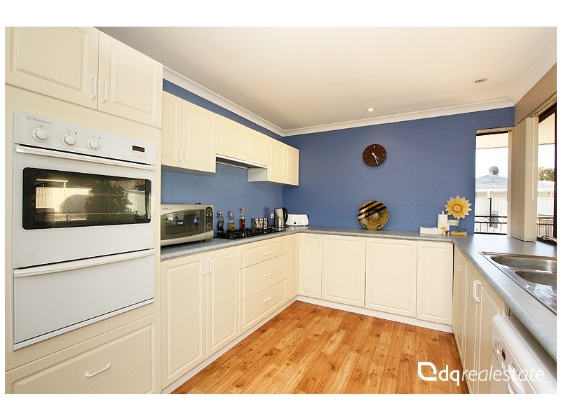 25 Sapling Way, Hocking WA 6065