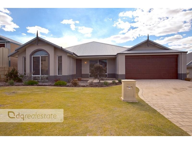 7 Einstein Way, Tapping WA 6065