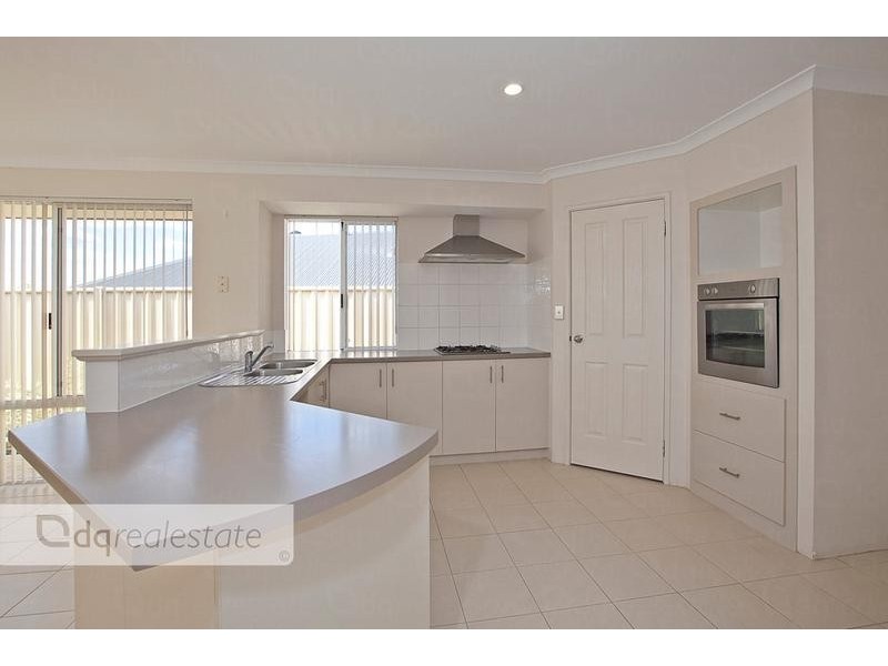 7 Einstein Way, Tapping WA 6065