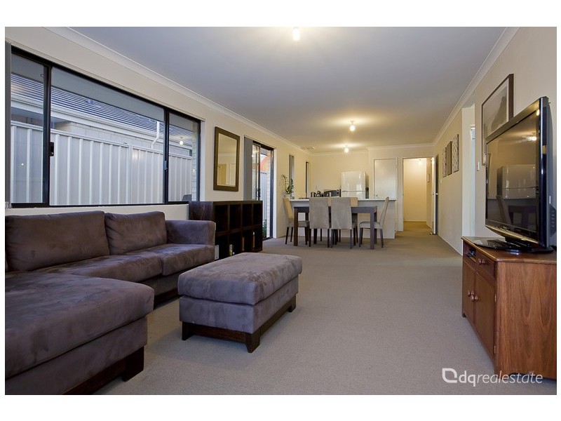 15 Verdello Way, Pearsall WA 6065