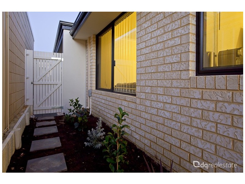 15 Verdello Way, Pearsall WA 6065