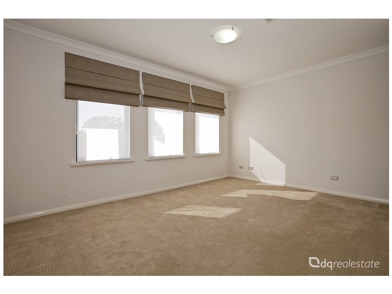 A/15 Fairway West, Yokine WA 6060