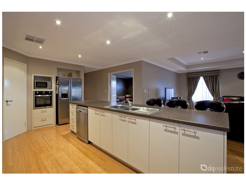 93 Bethwyn Circuit, Madeley WA 6065