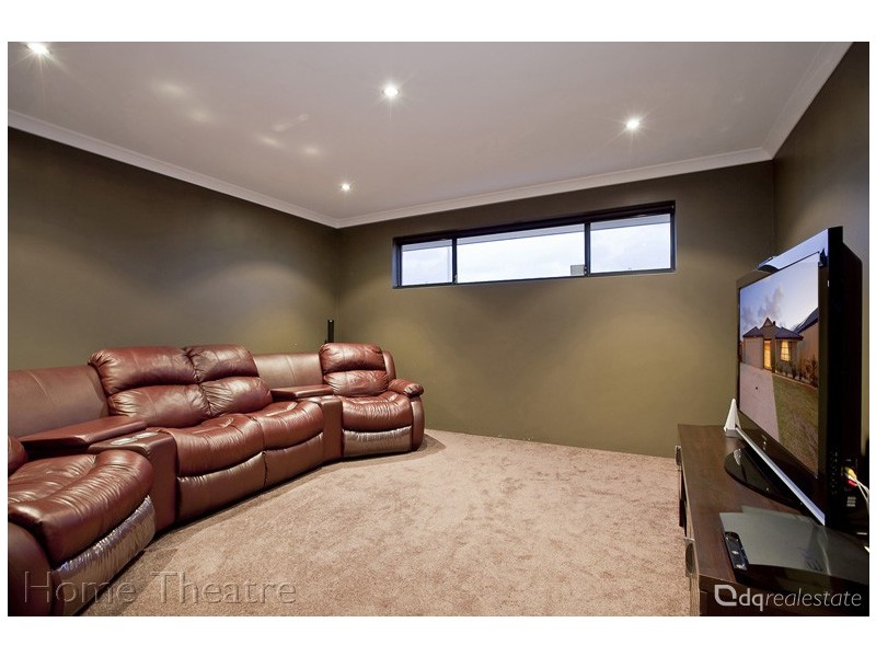 93 Bethwyn Circuit, Madeley WA 6065