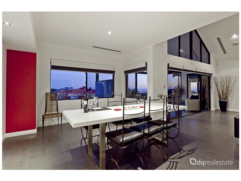 10 Catania Ct, Mindarie WA 6030