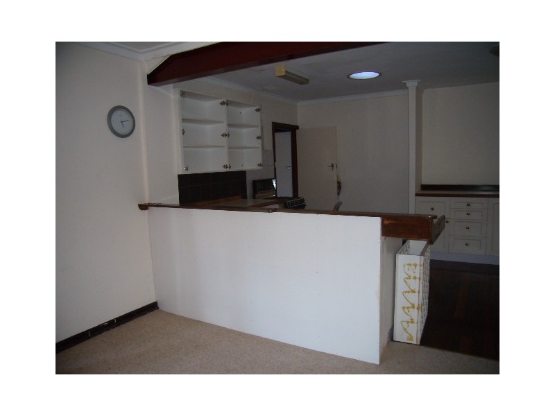 216 Erindale Road, Hamersley WA 6022