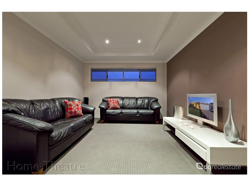 74 Appleby Drive, Darch WA 6065