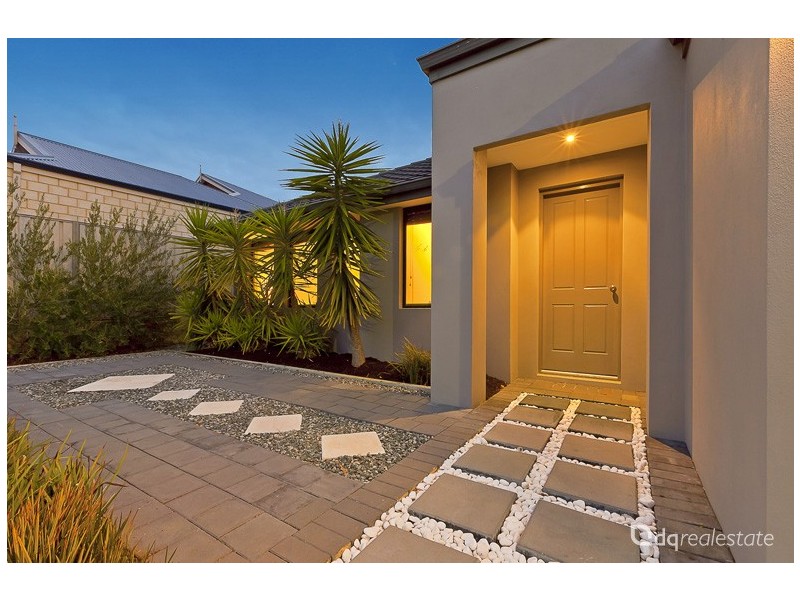 9 Ficarra Way, Sinagra WA 6065