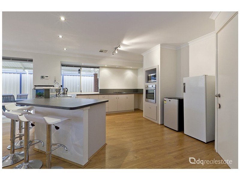 10 Bittern Street, Tapping WA 6065