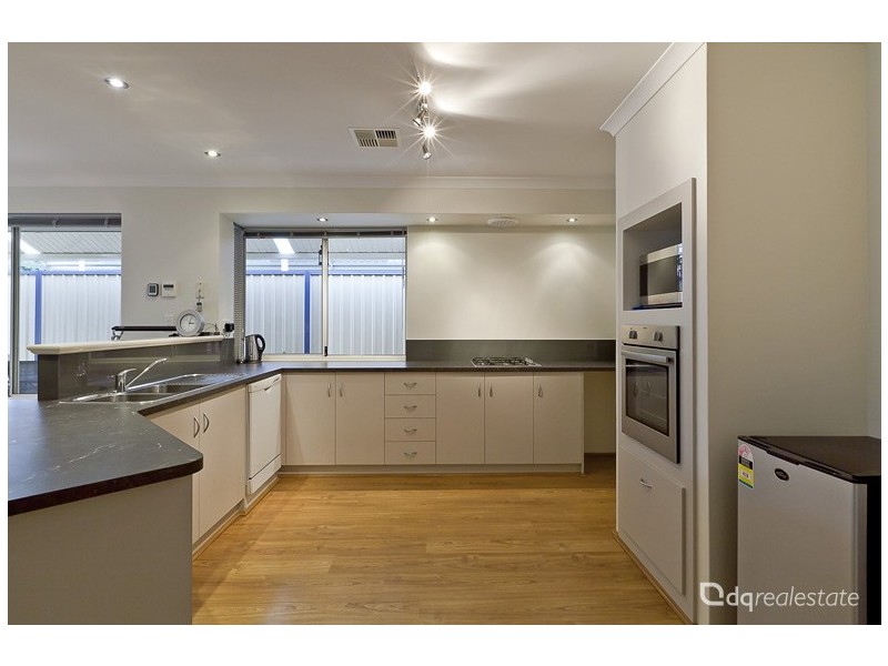 10 Bittern Street, Tapping WA 6065