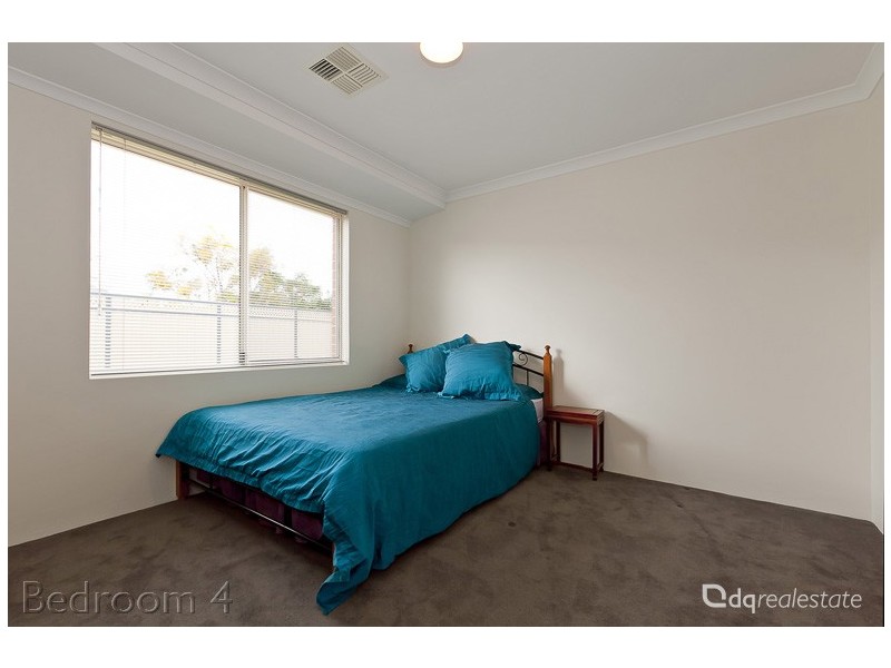 10 Bittern Street, Tapping WA 6065