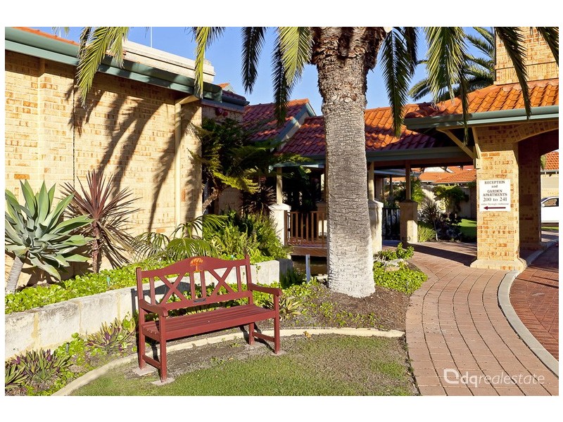 72/177 Dampier Avenue, Kallaroo WA 6025