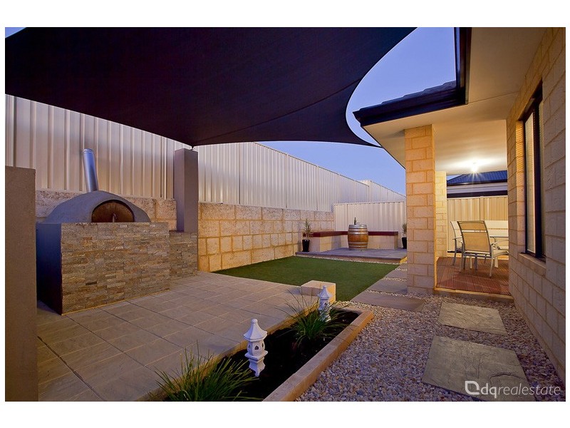 35 Ginsburg Turn, Tapping WA 6065