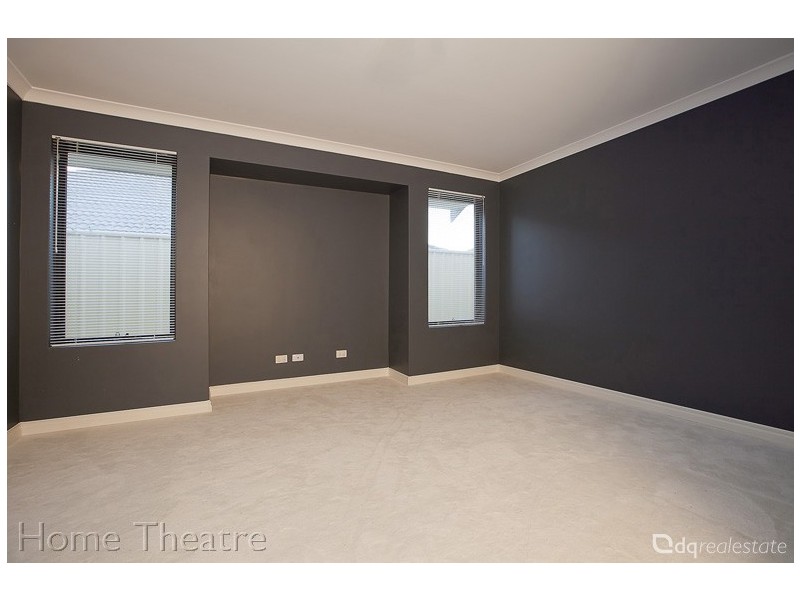 35 Ginsburg Turn, Tapping WA 6065