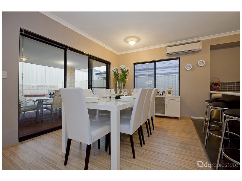 35 Ginsburg Turn, Tapping WA 6065