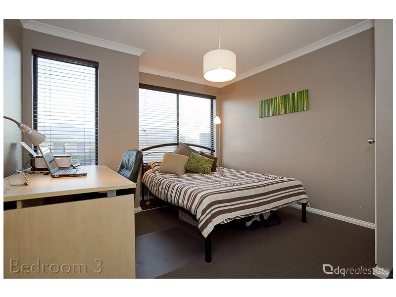 35 Ginsburg Turn, Tapping WA 6065