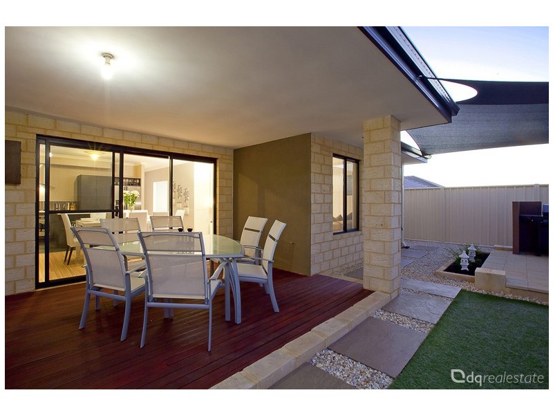 35 Ginsburg Turn, Tapping WA 6065