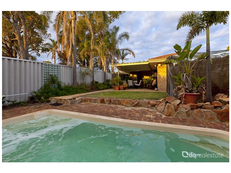 1 Westhaven Drive, Woodvale WA 6026