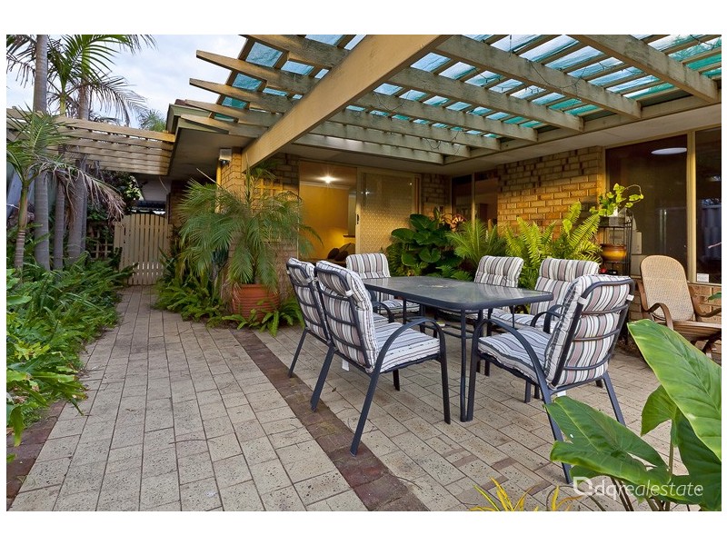 1 Westhaven Drive, Woodvale WA 6026