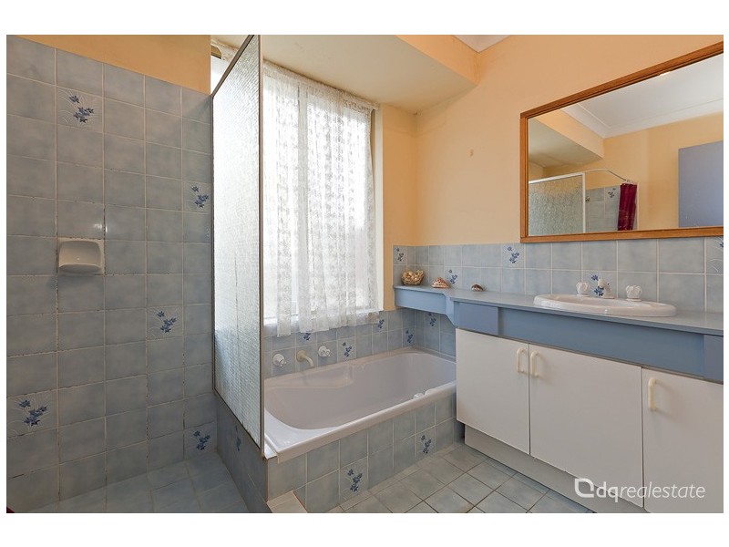 1 Westhaven Drive, Woodvale WA 6026